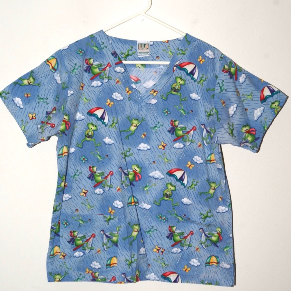 UA Scrubs top with frogs, rain, dragonflies